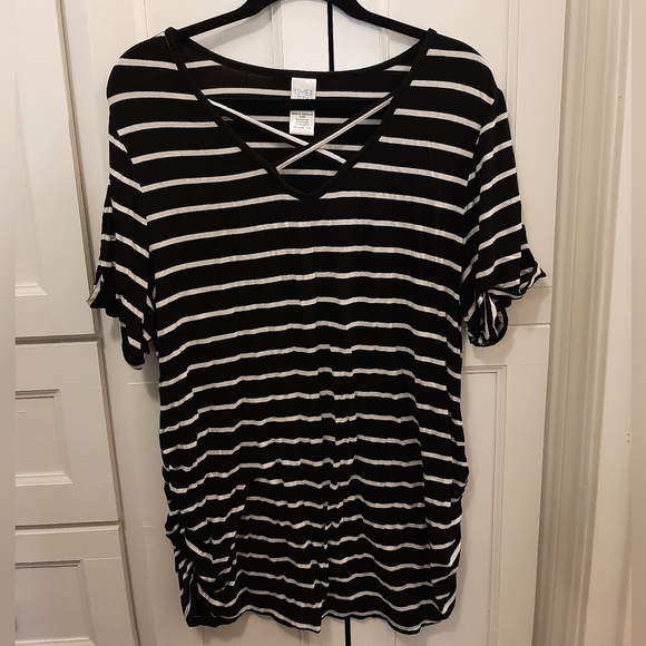 Time & Tru Maternity t-shirt 2XL black and white horizontal stripe with ruching - Picture 1 of 4